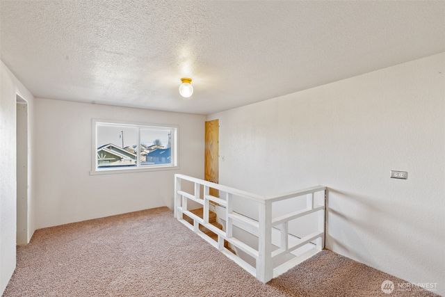 607 S H Street, Port Angeles, WA 98363