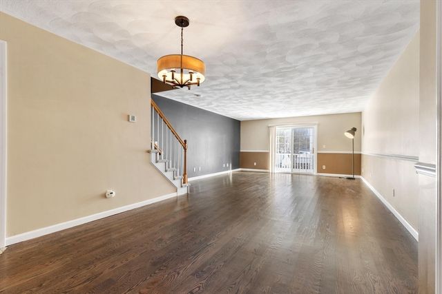 18 Dale St 9D, Andover, MA 01810