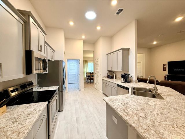 9832 SW 46TH COURT, Ocala, FL 34476