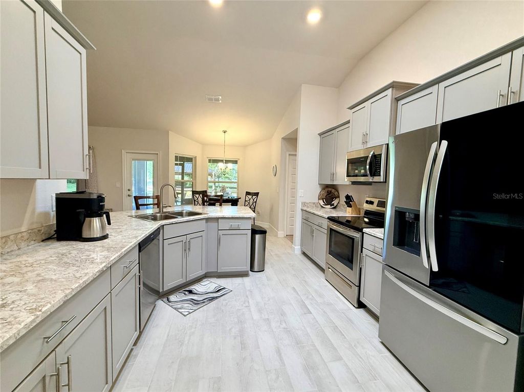 Image 24 of property listing at 9832 SW 46TH COURT, Ocala, FL 34476