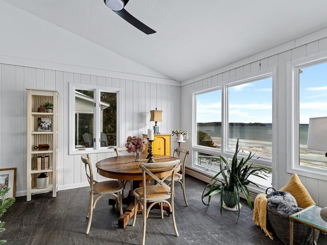 283 Appletree Point Road, Burlington, VT 05408