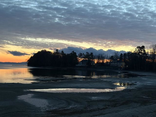 283 Appletree Point Road, Burlington, VT 05408