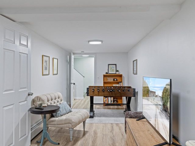 283 Appletree Point Road, Burlington, VT 05408