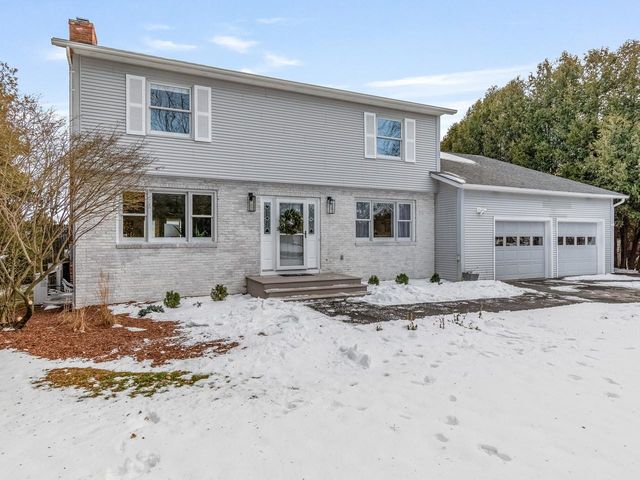 283 Appletree Point Road, Burlington, VT 05408