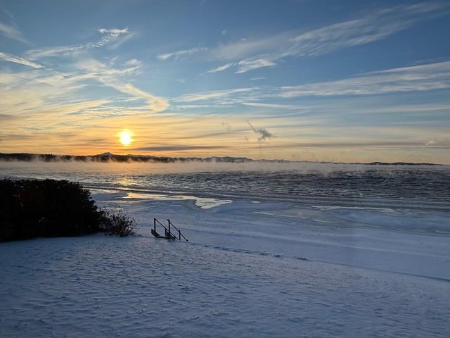 283 Appletree Point Road, Burlington, VT 05408