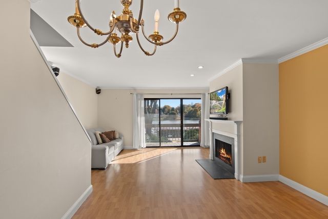 7 River Road 306, Greenwich, CT 06807