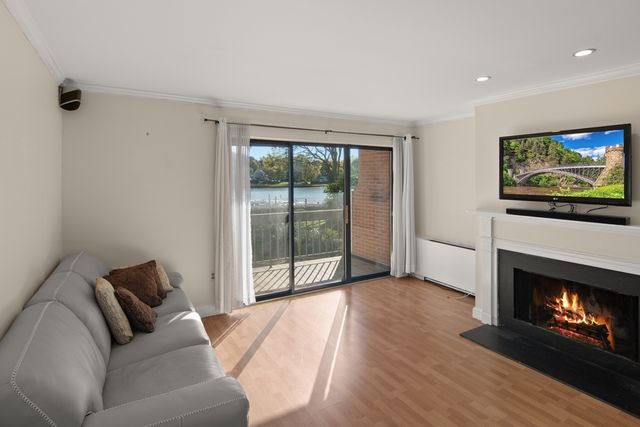 7 River Road 306, Greenwich, CT 06807