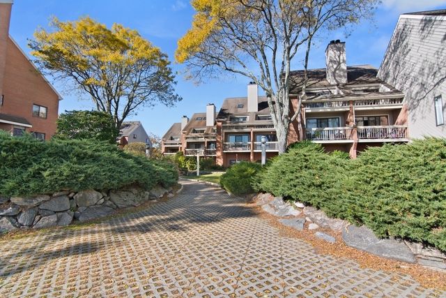 7 River Road 306, Greenwich, CT 06807