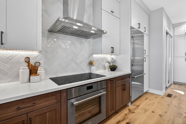 18631 Barnhart Avenue, Cupertino, CA 95014