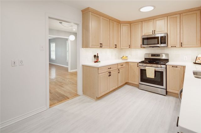 1211 Marsteller Avenue, College Station, TX 77840