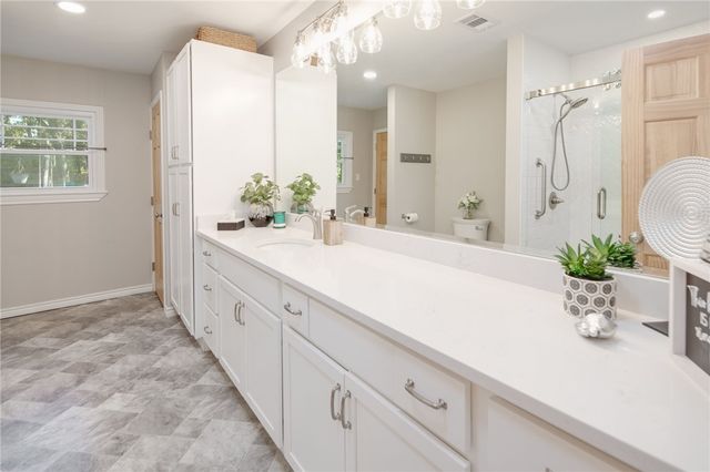 1211 Marsteller Avenue, College Station, TX 77840