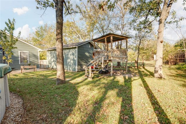 1211 Marsteller Avenue, College Station, TX 77840