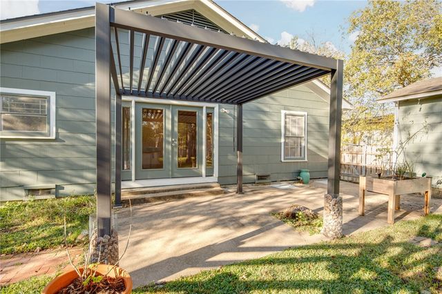 1211 Marsteller Avenue, College Station, TX 77840