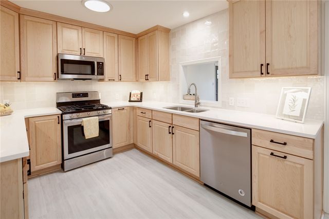 1211 Marsteller Avenue, College Station, TX 77840