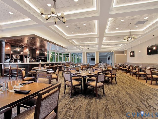 7206 Sommervale Dr, Moseley, VA 23120