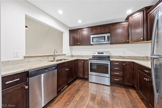 1429 Winged Foot Drive, Brunswick, OH 44212