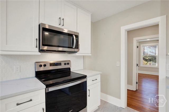 221 W Duffy Street, Savannah, GA 31401