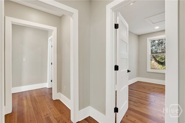 221 W Duffy Street, Savannah, GA 31401