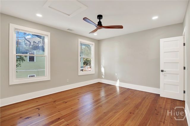 221 W Duffy Street, Savannah, GA 31401