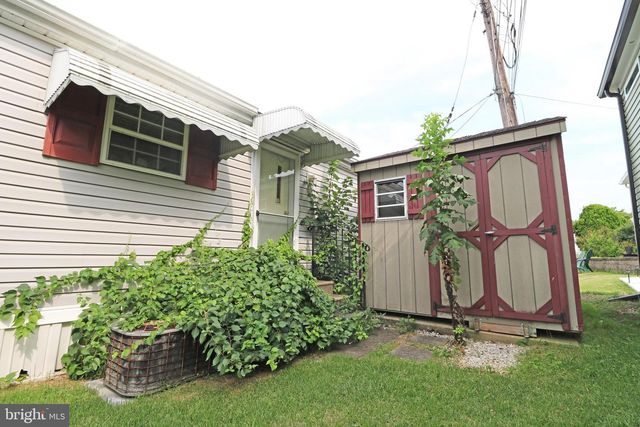 142 THIRD AVE, Media, PA 19063