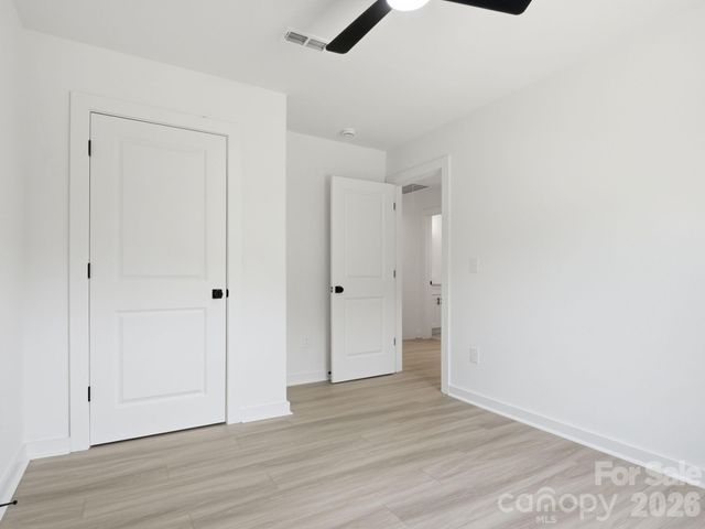 2806 Willow Street, Charlotte, NC 28208
