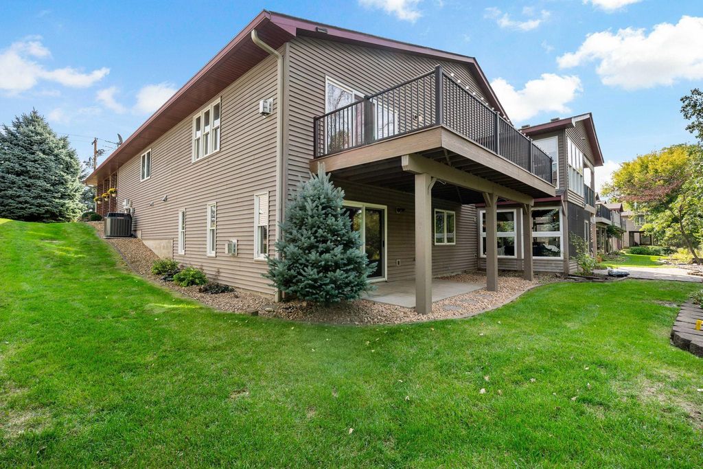 7161 Cahill Avenue, Inver Grove Heights, MN 55076 — photo 4