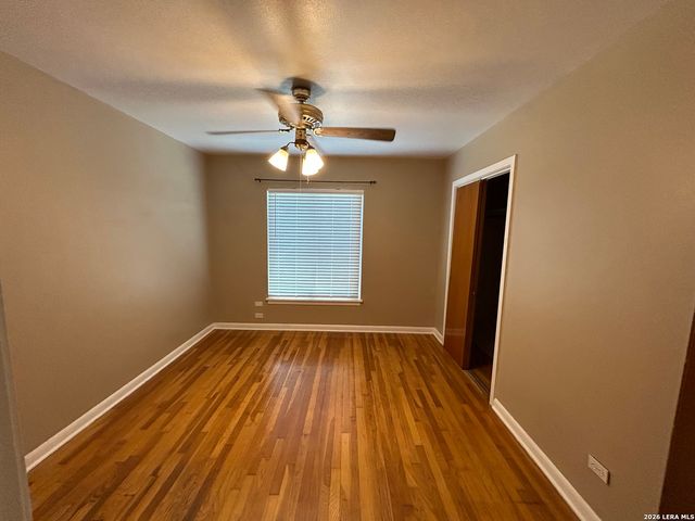435 TRUDELL DR, San Antonio, TX 78213