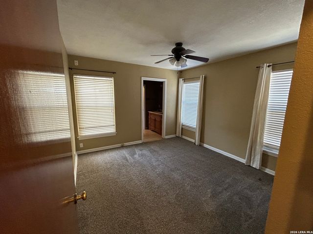 435 TRUDELL DR, San Antonio, TX 78213