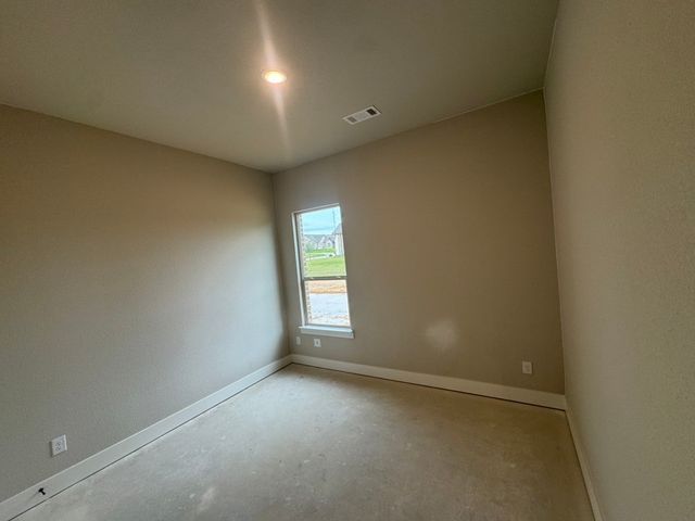 412 Indian Creek Road, Van Alstyne, TX 75495