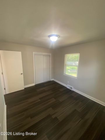 5581 Dorinda Dr, Louisville, KY 40258
