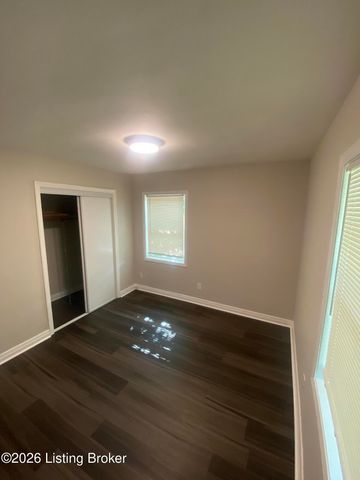 5581 Dorinda Dr, Louisville, KY 40258