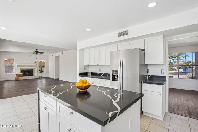 12425 W ENCANTO Boulevard, Avondale, AZ 85392