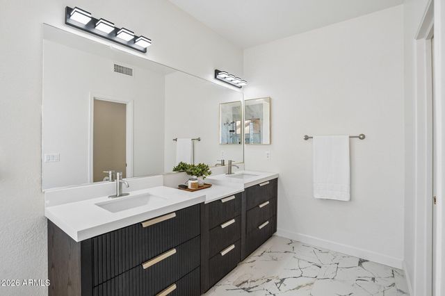 12425 W ENCANTO Boulevard, Avondale, AZ 85392