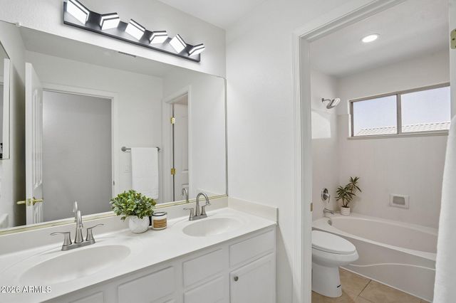 12425 W ENCANTO Boulevard, Avondale, AZ 85392