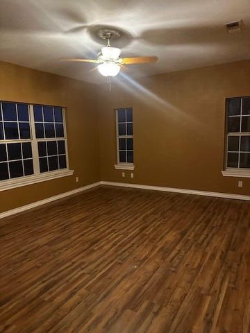 11884 Fm 2166, San Angelo, TX 76904