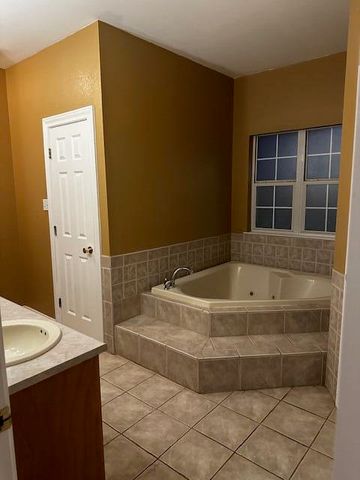 11884 Fm 2166, San Angelo, TX 76904