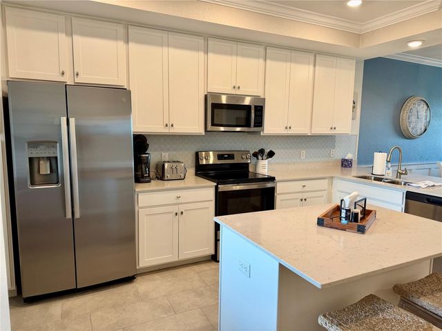 17902 GAWTHROP DRIVE 304, Lakewood Ranch, FL 34211