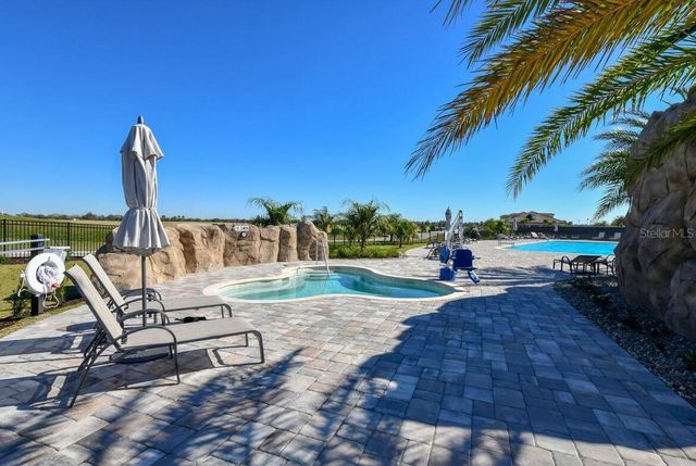 17902 GAWTHROP DRIVE 304, Lakewood Ranch, FL 34211