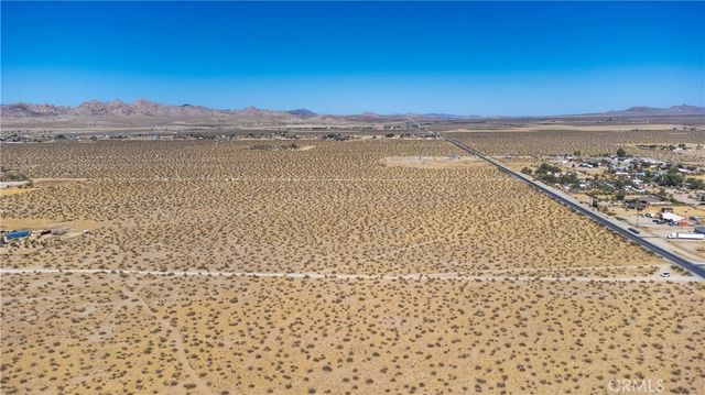 247 Old Woman Springs, Lucerne Valley, CA 92356