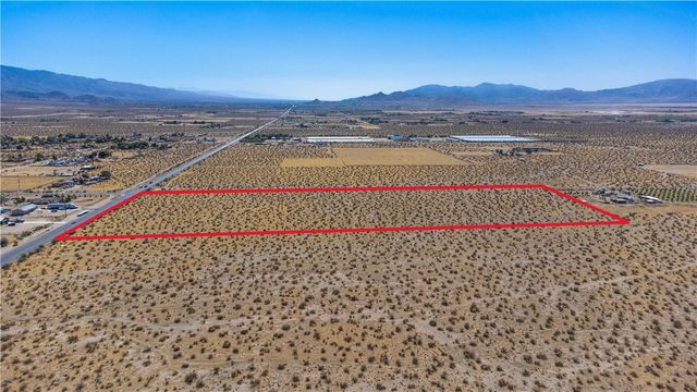 247 Old Woman Springs, Lucerne Valley, CA 92356