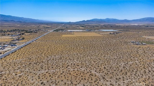 247 Old Woman Springs, Lucerne Valley, CA 92356