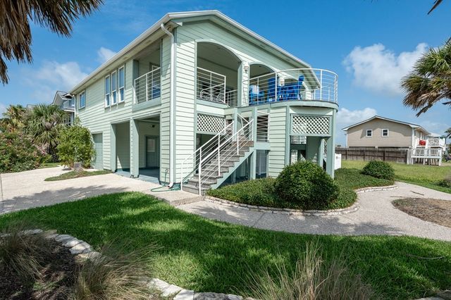 1819 Bay Shore Dr, Rockport, TX 78382