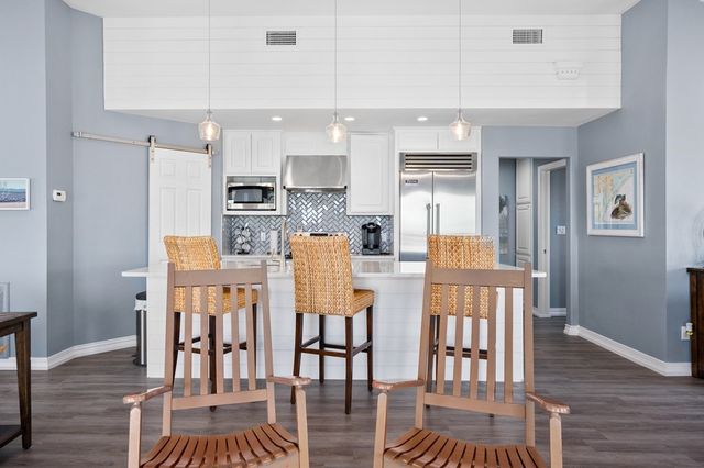 1819 Bay Shore Dr, Rockport, TX 78382