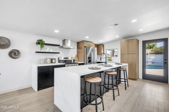 1413 E WESLEYAN Drive, Tempe, AZ 85282