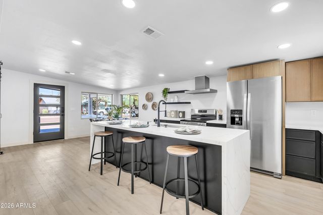 1413 E WESLEYAN Drive, Tempe, AZ 85282