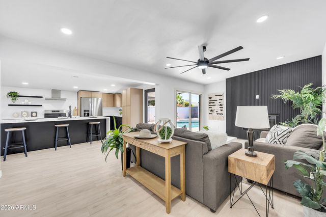 1413 E WESLEYAN Drive, Tempe, AZ 85282