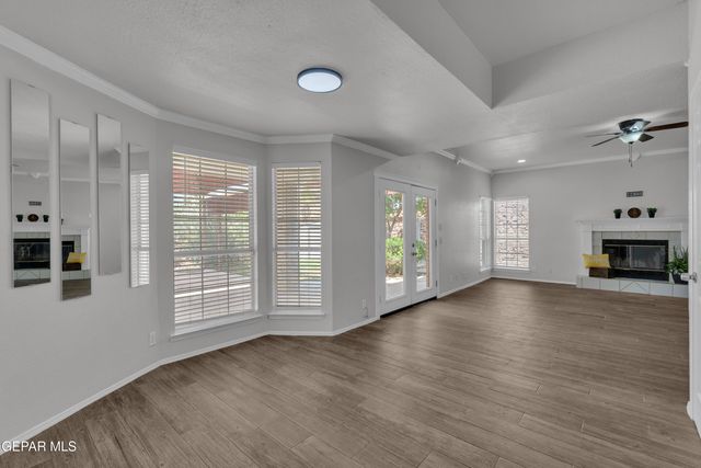 1909 POLLY HARRIS Drive, El Paso, TX 79936