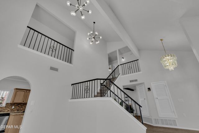 1909 POLLY HARRIS Drive, El Paso, TX 79936