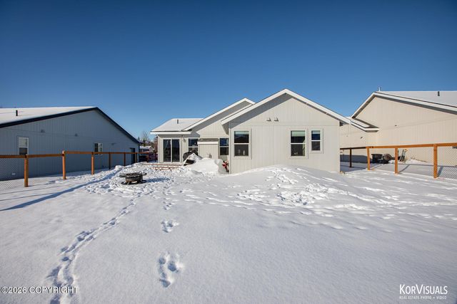 1031 E Mountain Peak Loop, Palmer, AK 99645