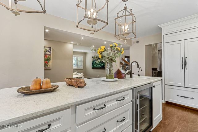 5944 MIRA HERMOSA Drive, El Paso, TX 79912